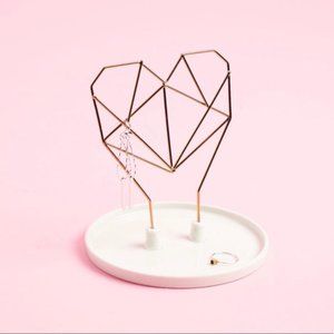 IMM LIVING Rose Gold Wire Heart Jewelry Holder